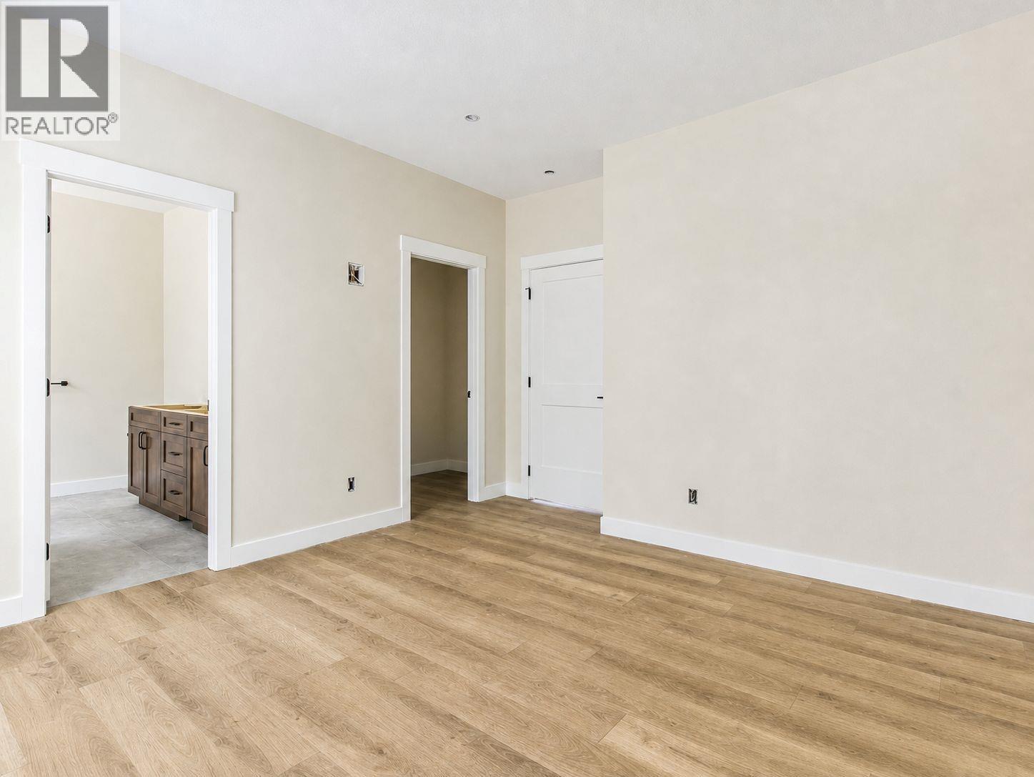 1450 21 Street NE - 11
