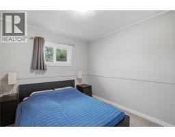 943 Surrey Avenue, Kamloops, BC V2B1R1 Photo 13