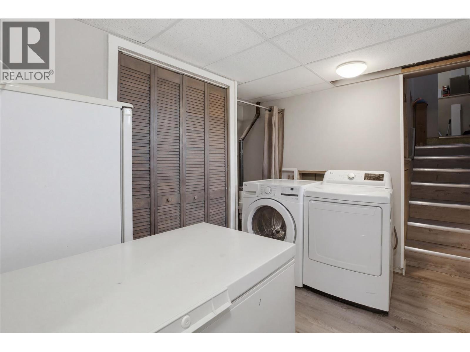 943 Surrey Avenue - 20