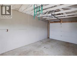 943 Surrey Avenue, Kamloops, BC V2B1R1 Photo 32
