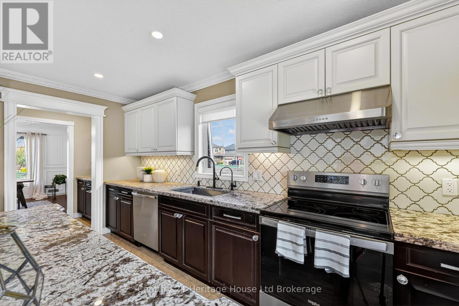 717 NORMANDY DRIVE - 14