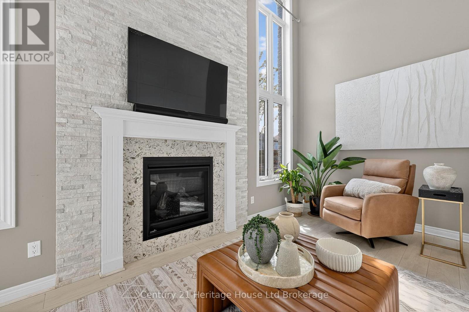 717 NORMANDY DRIVE - 17