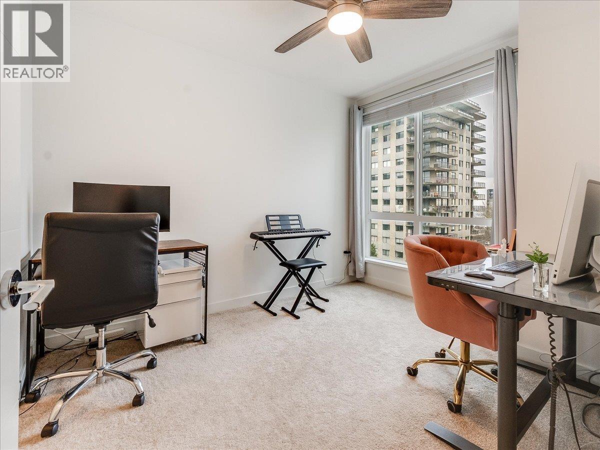 406 108 E 8TH STREET, North Vancouver
