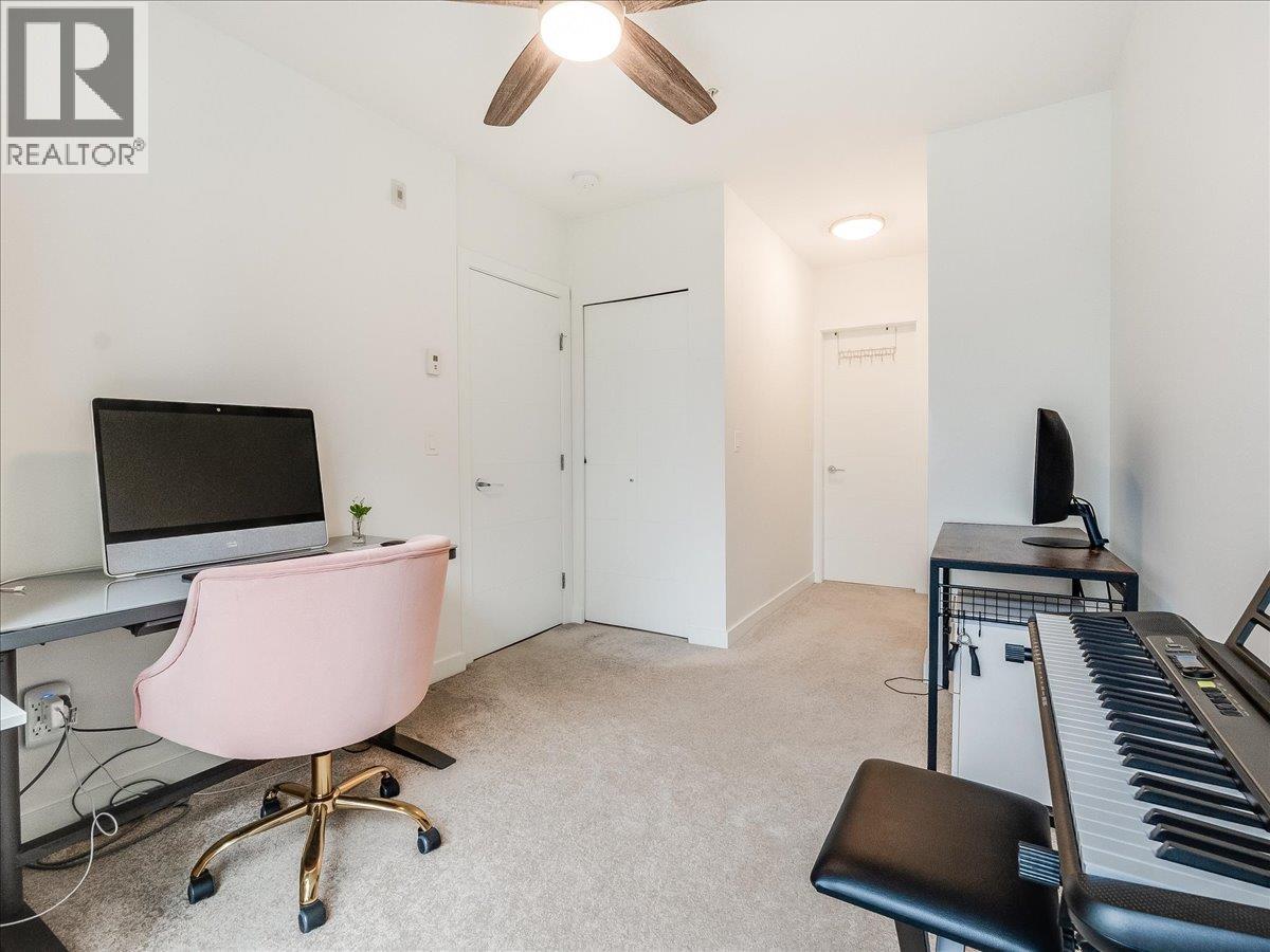 406 108 E 8TH STREET, North Vancouver