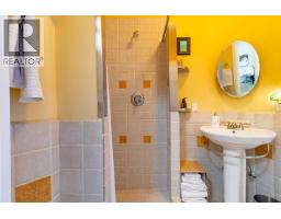 1602 Chart Drive, Pender Island, BC V0N2M2 Photo 14