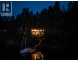 1602 Chart Drive, Pender Island, BC V0N2M2 Photo 38