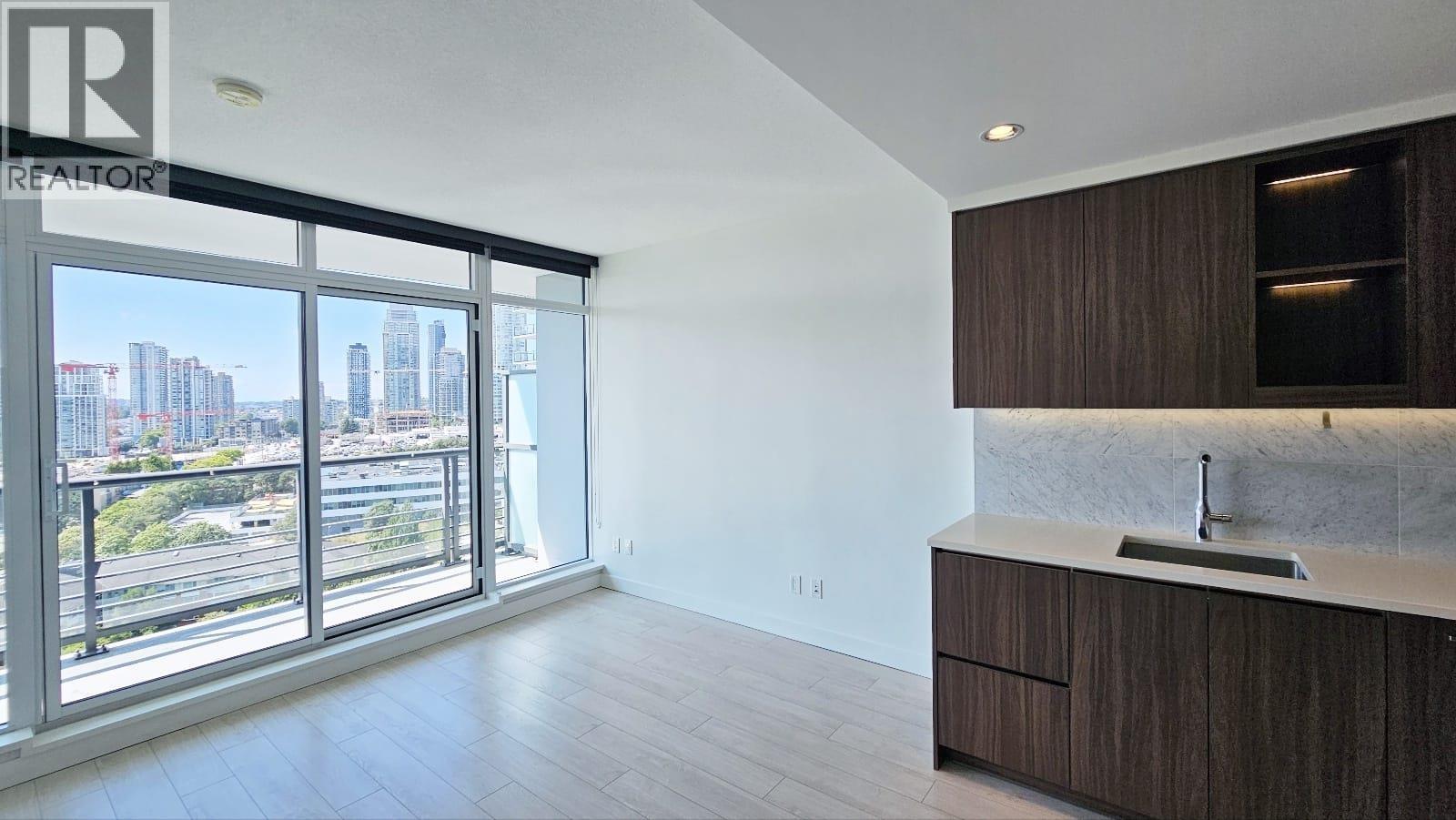 9xx 4730 LOUGHEED HIGHWAY, Burnaby