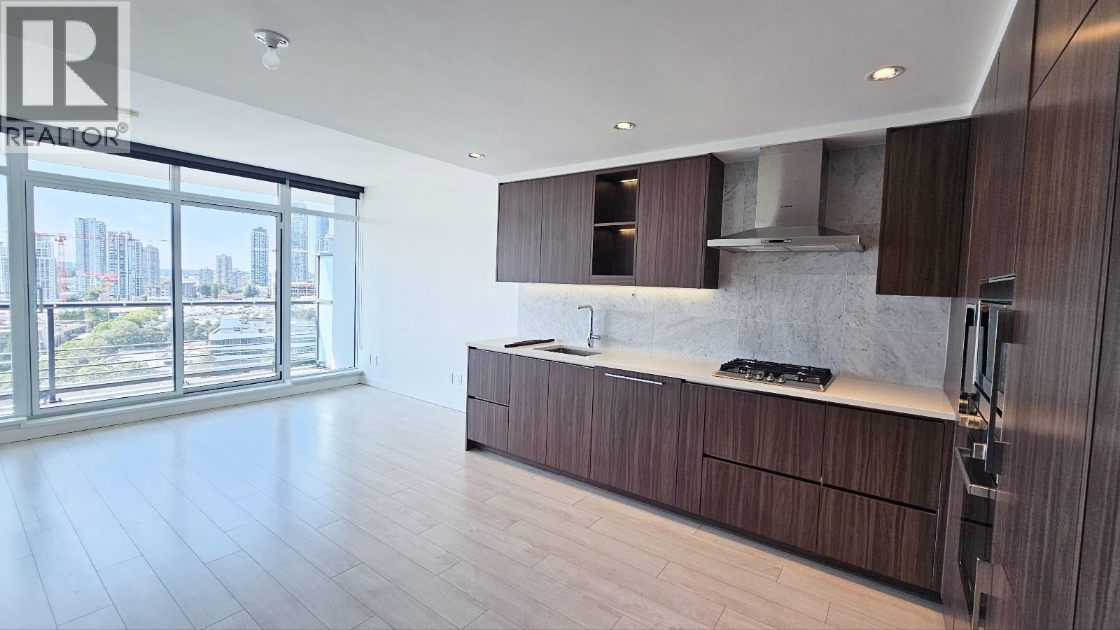 9xx 4730 LOUGHEED HIGHWAY, Burnaby