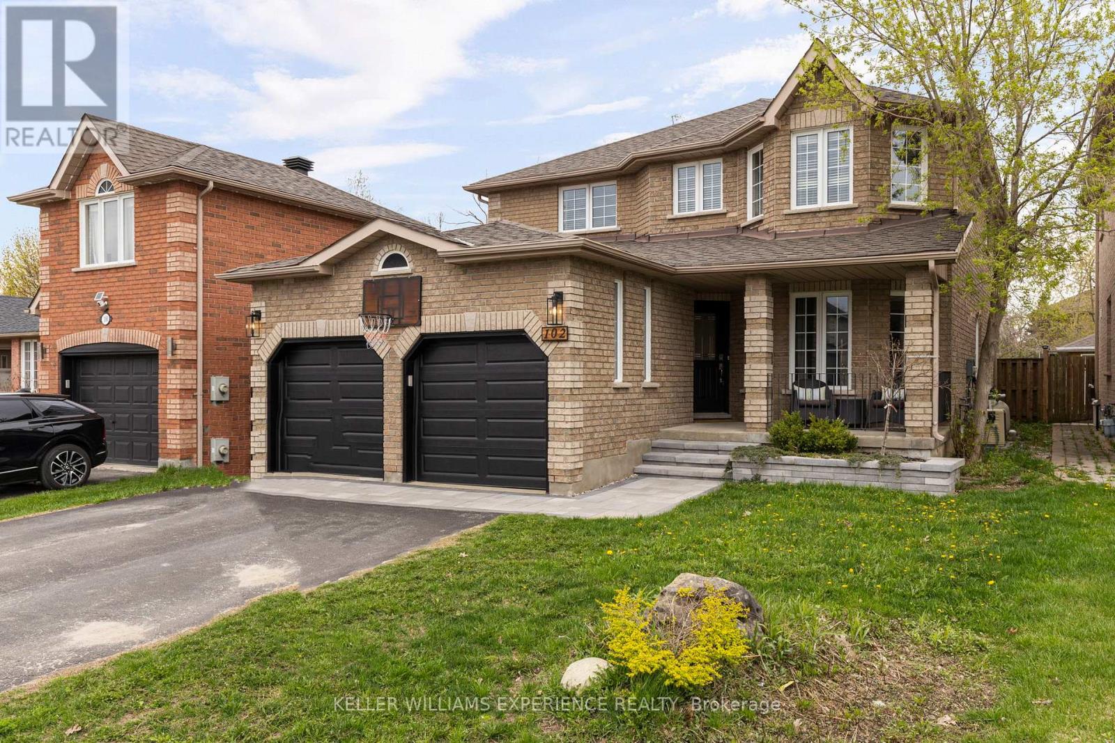 102 COUNTRY LANE - 1