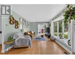 9 Vine Street, Barrie, ON L4N2B1 Photo 10