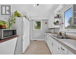 9 Vine Street, Barrie, ON L4N2B1 Photo 20