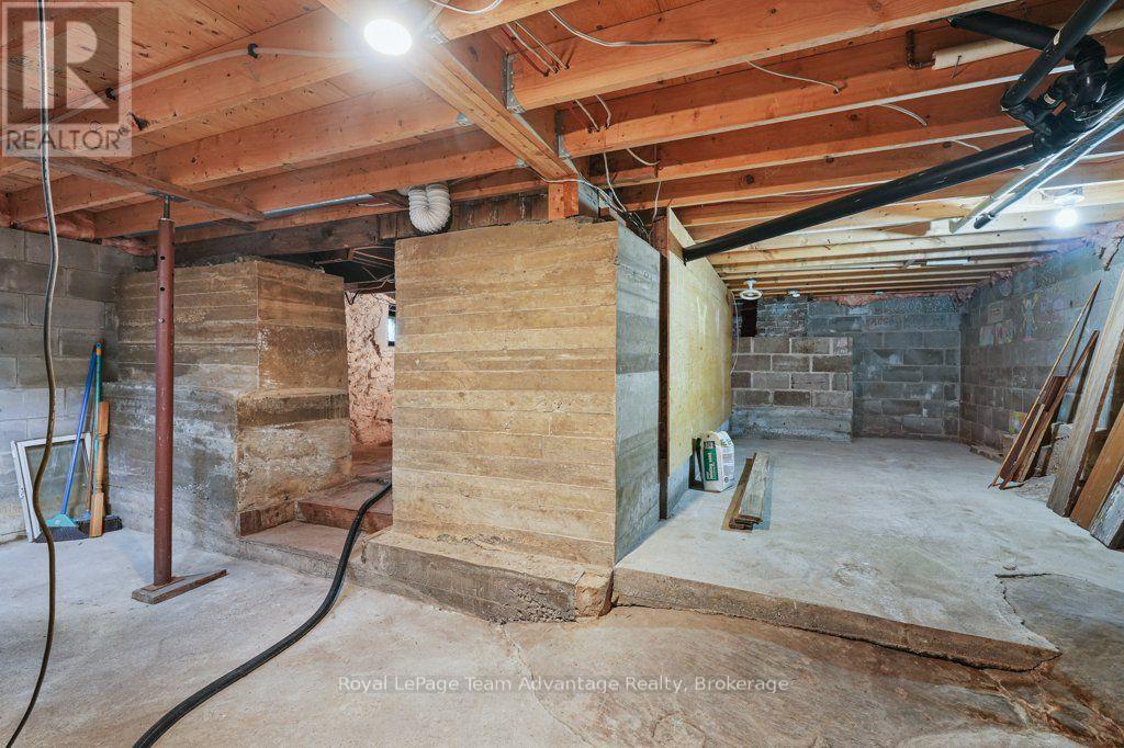 111 GIBSON ST STREET - Image 24