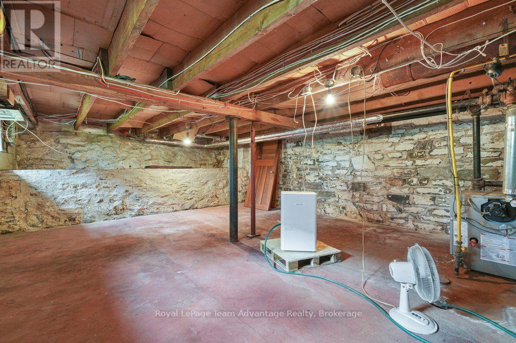 111 GIBSON ST STREET - Image 26