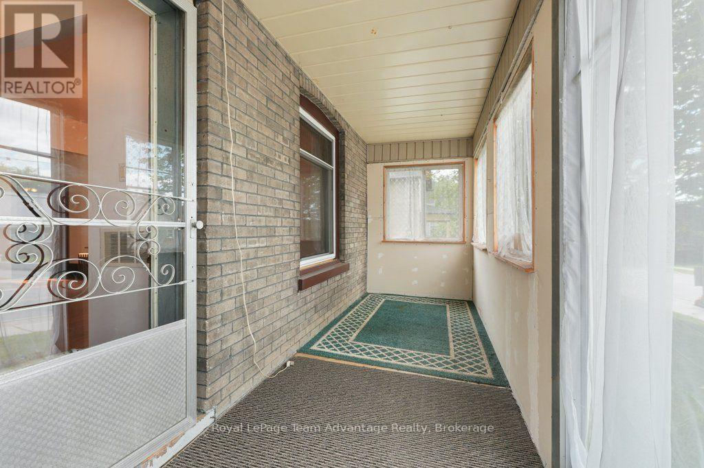 111 GIBSON ST STREET - Image 28