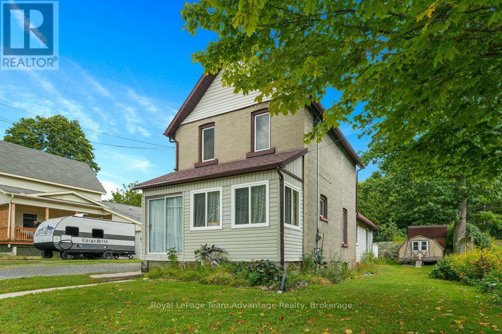 111 GIBSON ST STREET - 3
