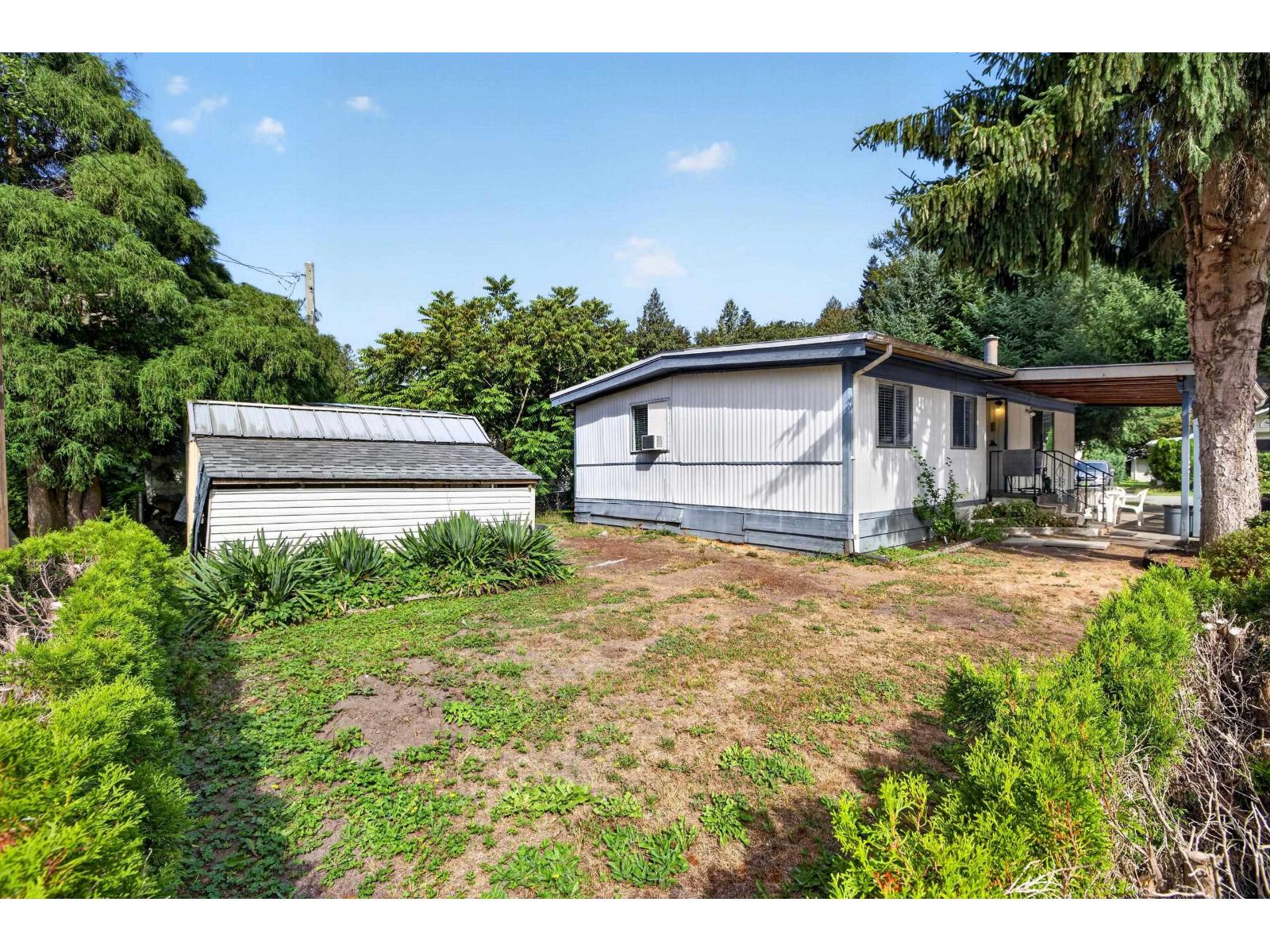 109 3942 COLUMBIA VALLEY ROAD, Cultus Lake East, Cultus Lake