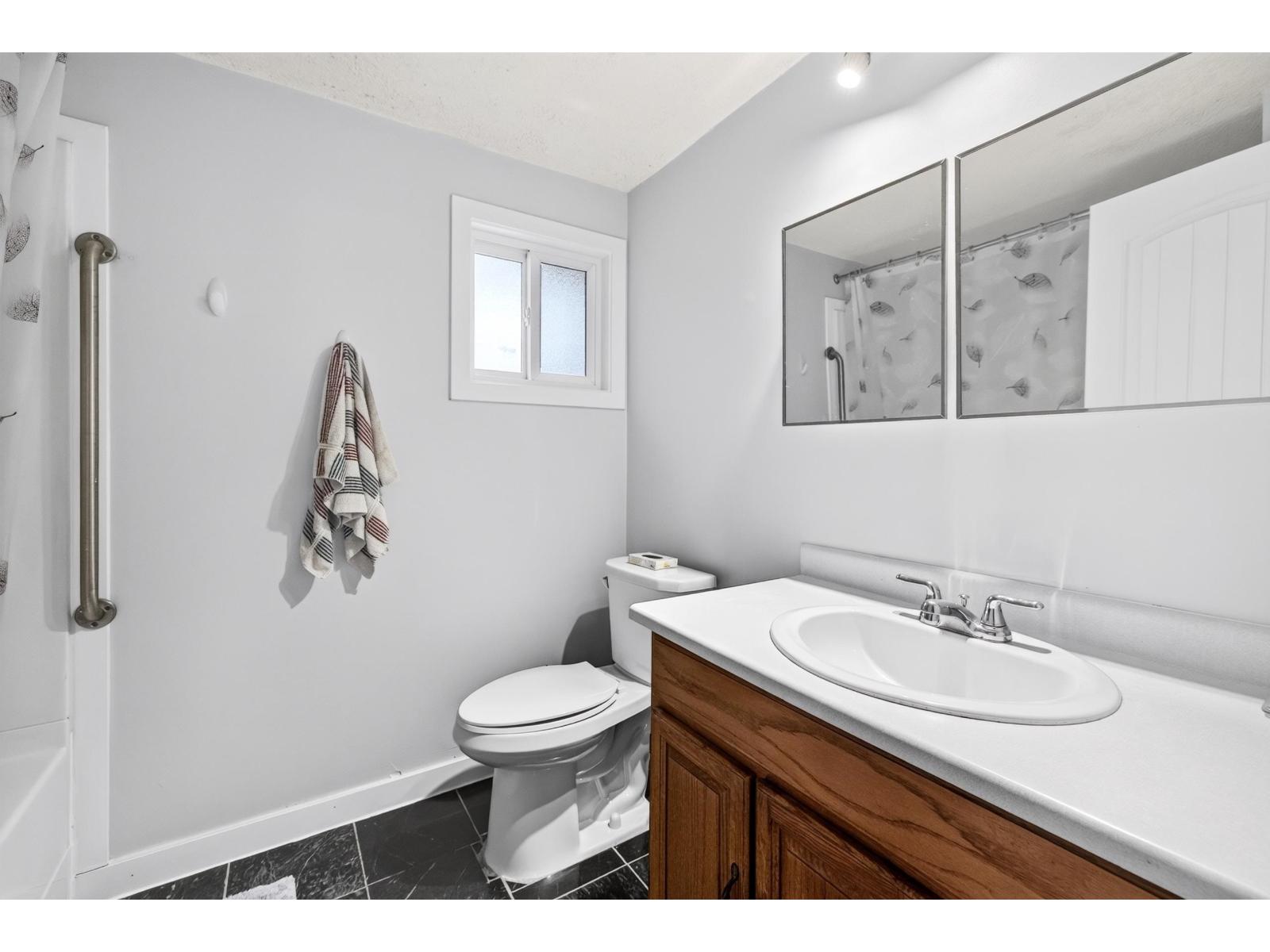109 3942 COLUMBIA VALLEY ROAD, Cultus Lake East, Cultus Lake
