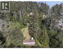 28817 Highway 16, Daajing Giids City, BC V0T1J0 Photo 21