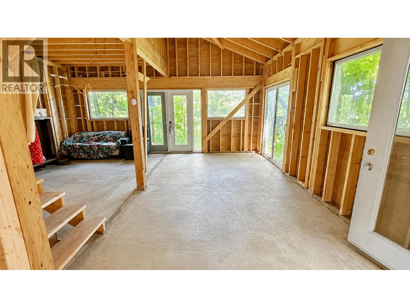 28817 HIGHWAY 16 - 17