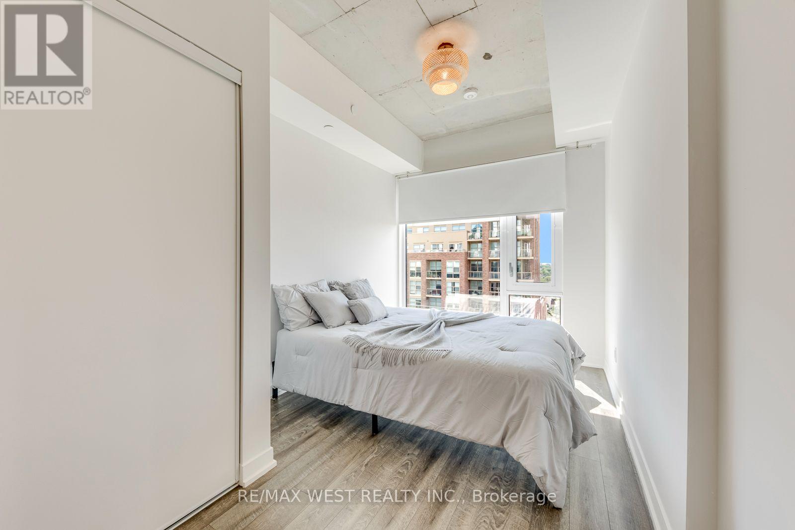 #910 1808 ST. CLAIR AVENUE W - 22