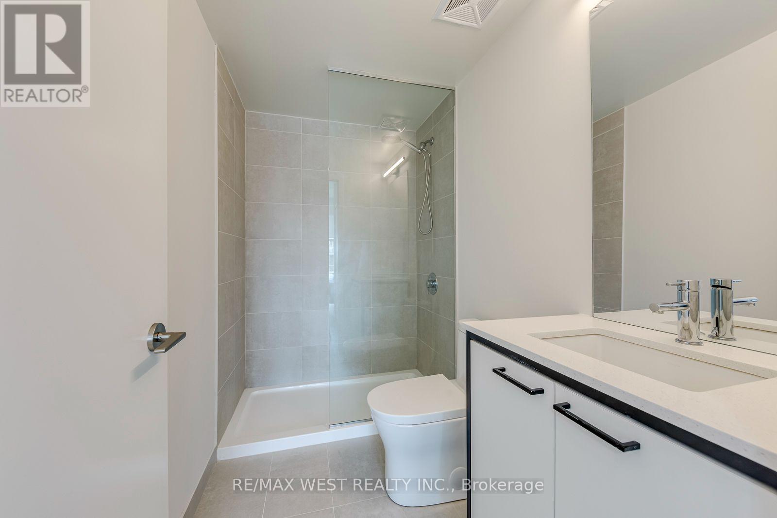 #910 1808 ST. CLAIR AVENUE W - Image 26