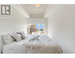 910 - 1808 St. Clair Avenue W, Toronto, ON M6N0C1 Photo 23