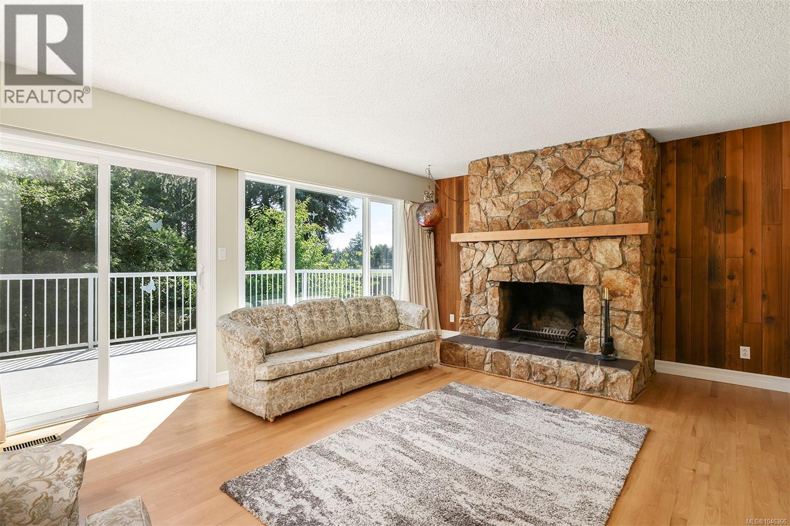 2275 Milford Rd - Image 13