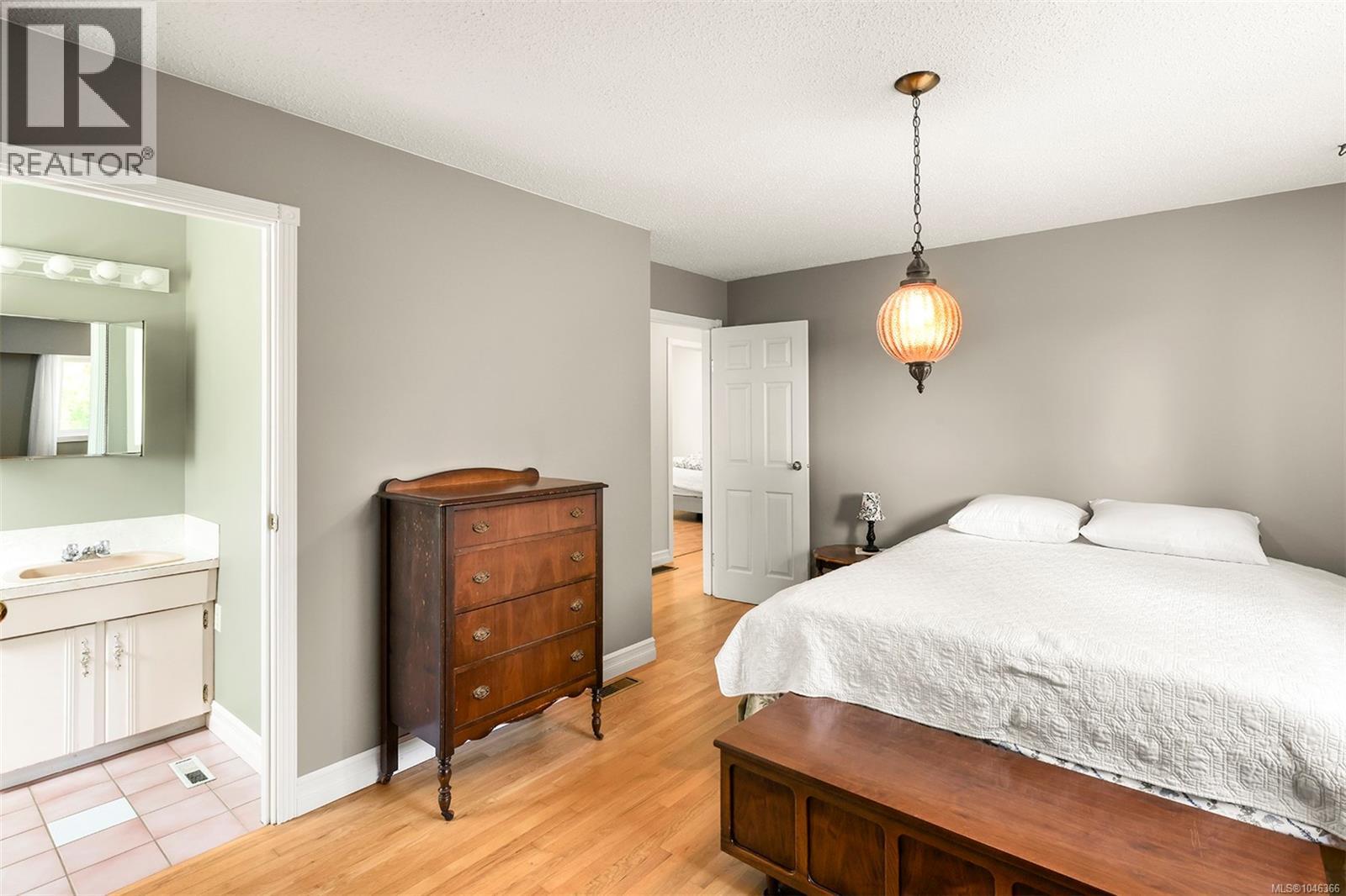 2275 Milford Rd - 22