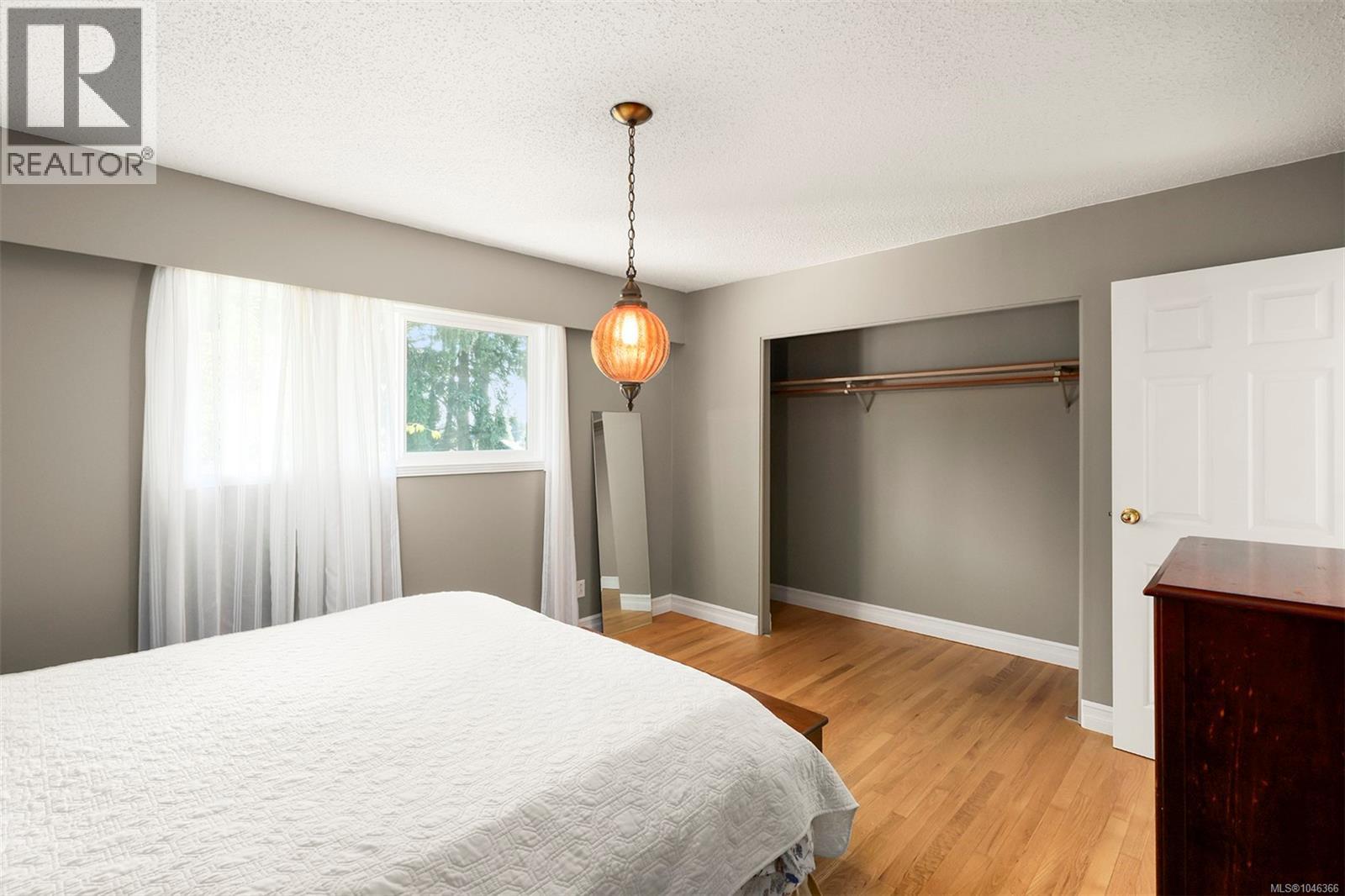 2275 Milford Rd - 24