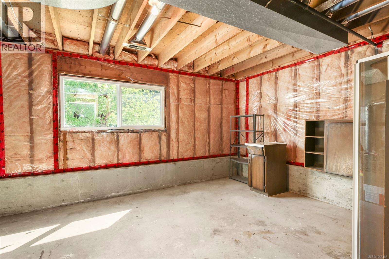 2275 Milford Rd - Image 38