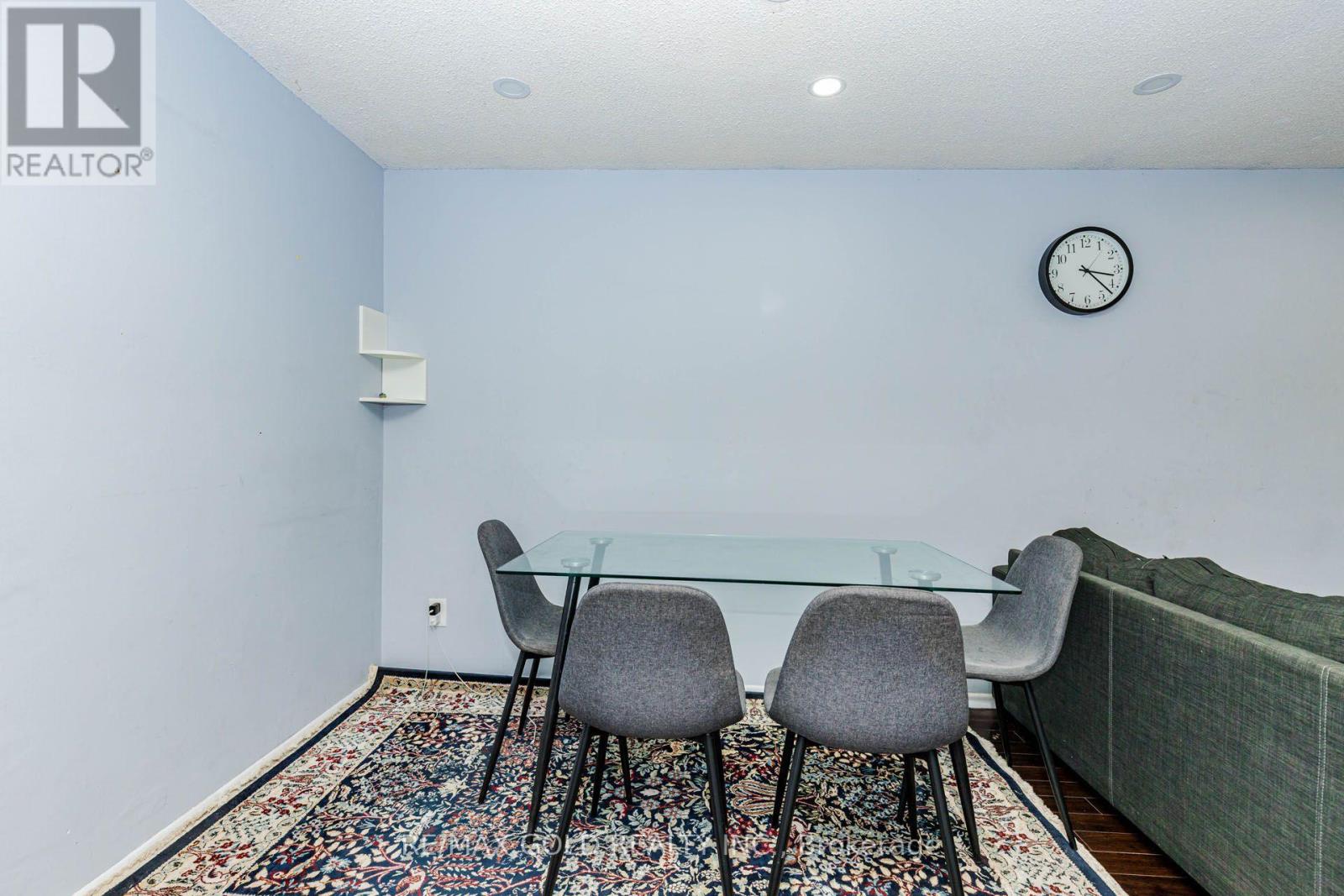 58 HOMESTEAD PLACE - 13