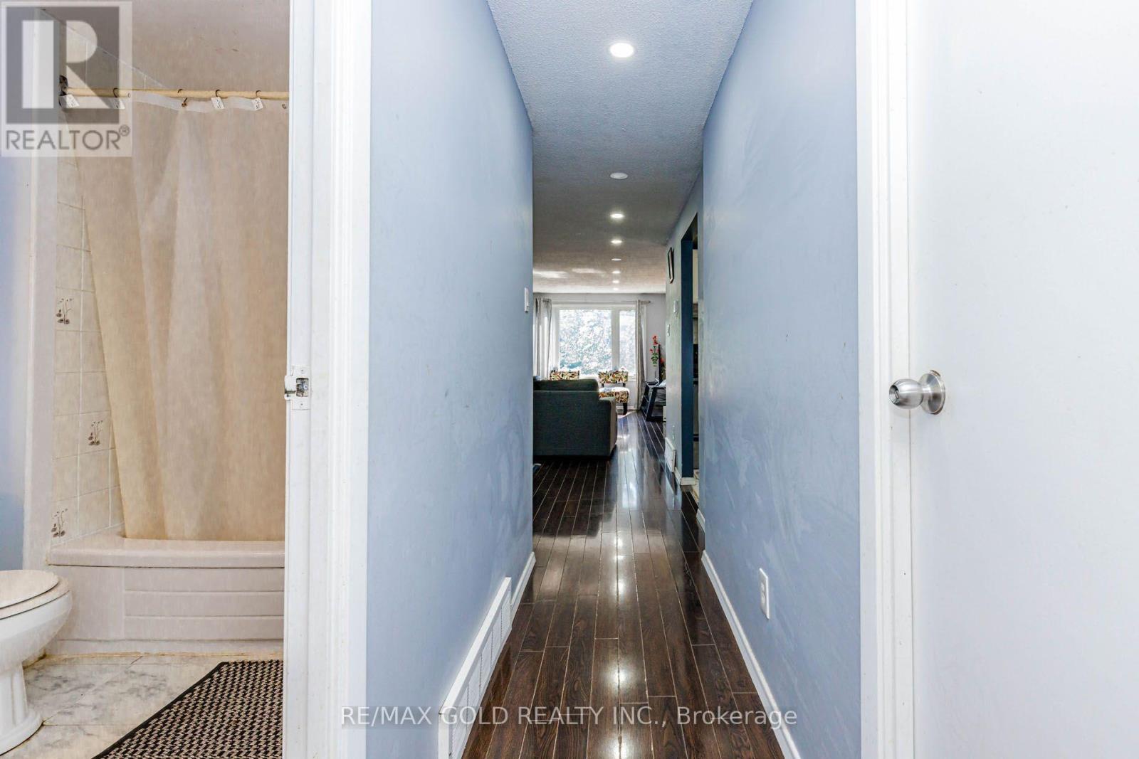 58 HOMESTEAD PLACE - 26
