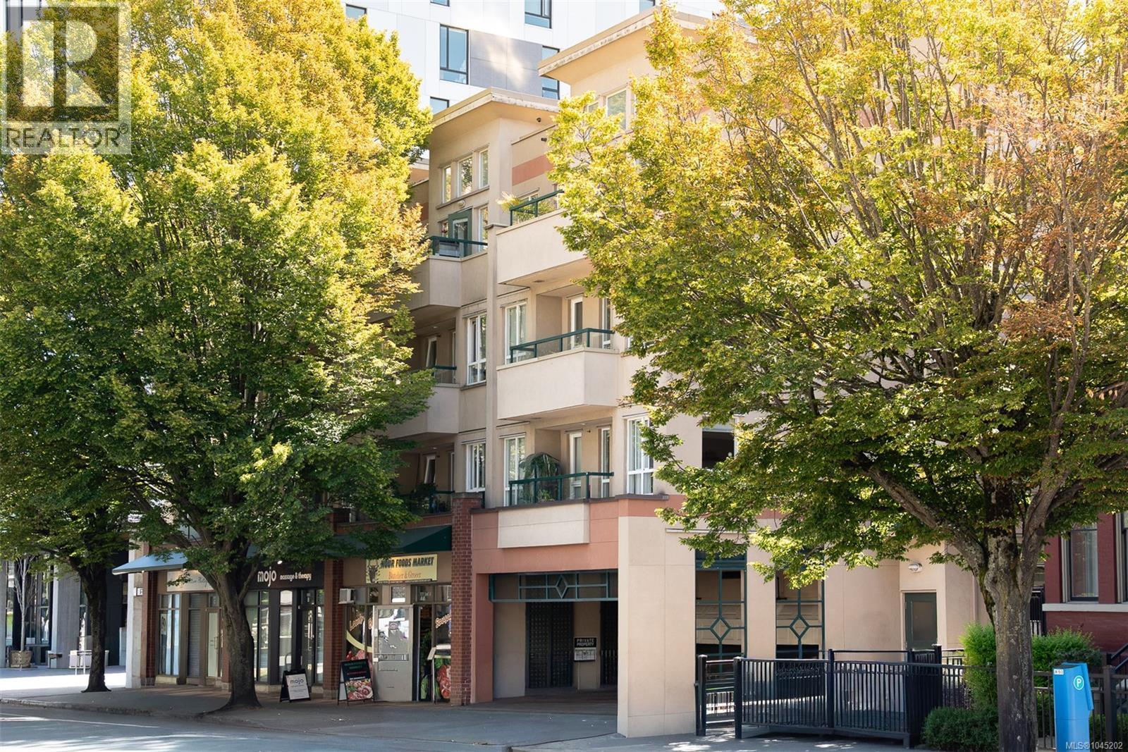403 1015 Johnson Street, Victoria