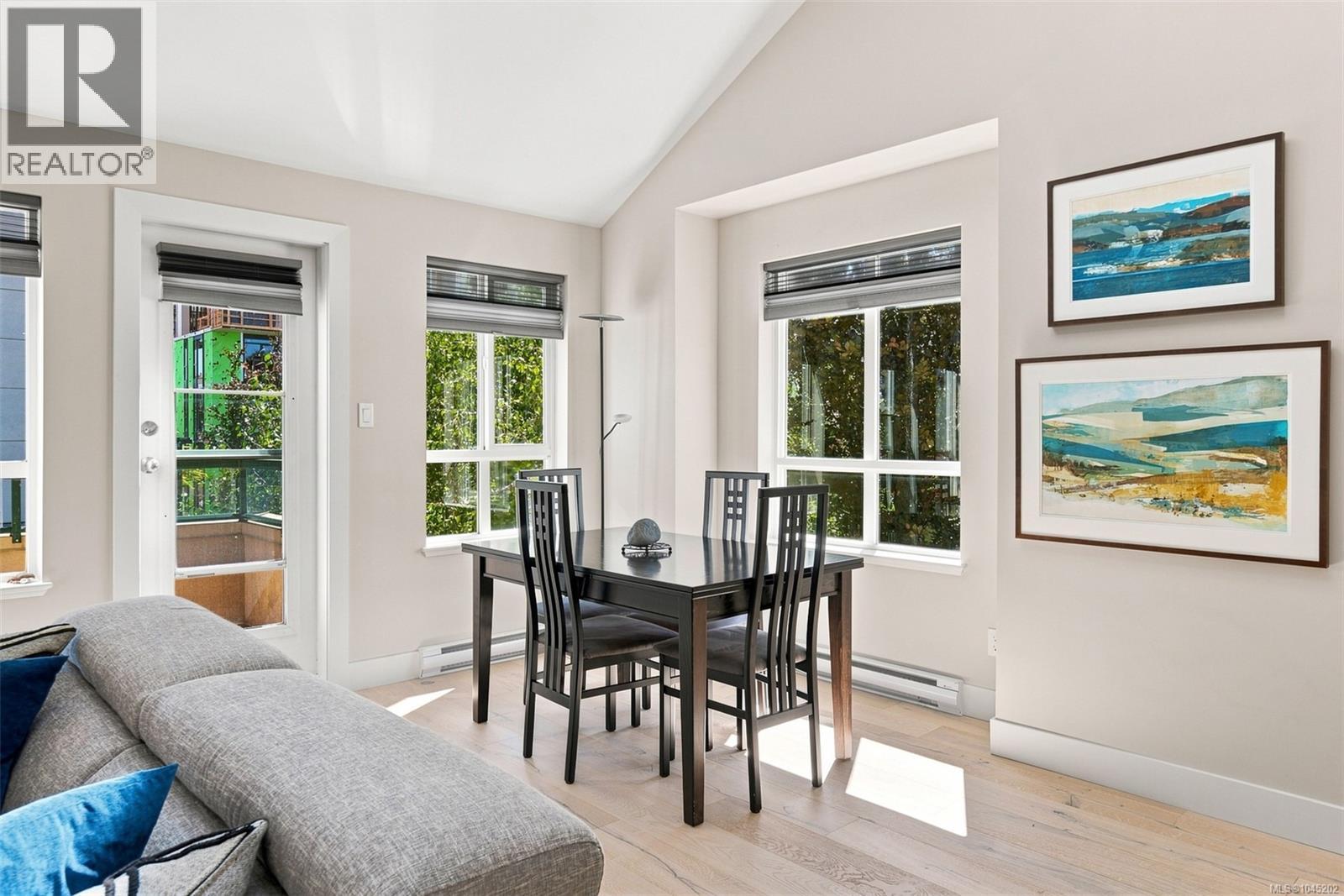 403 1015 Johnson Street, Victoria