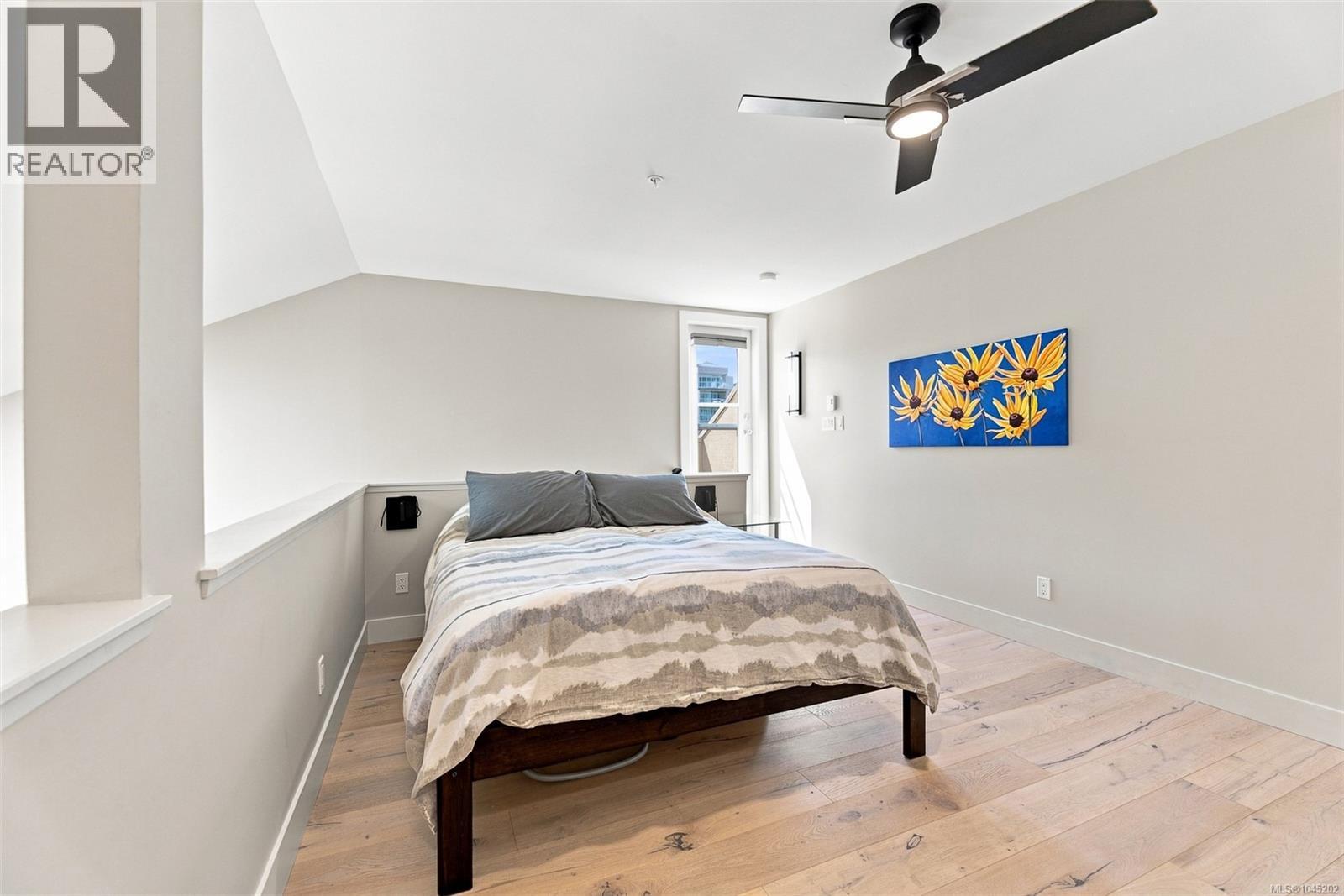 403 1015 Johnson Street, Victoria