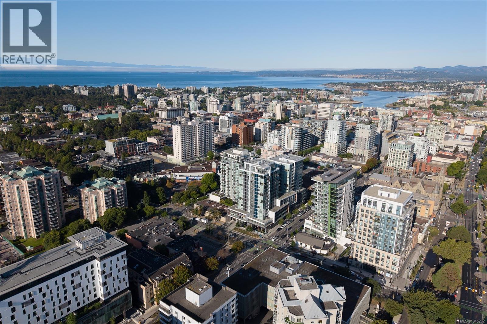 403 1015 Johnson Street, Victoria