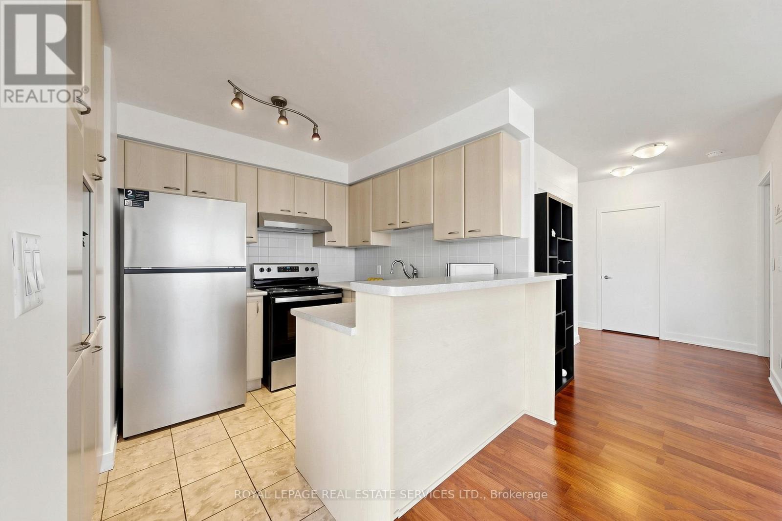 #3503 38 LEE CENTRE DRIVE - Image 14