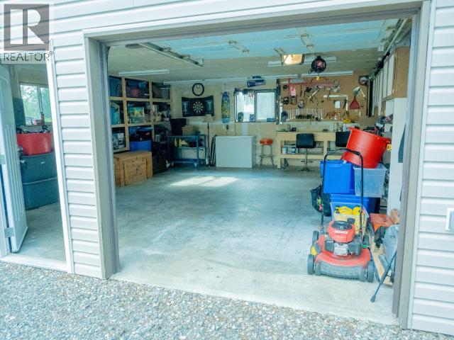 41 TAMARACK DRIVE - 26