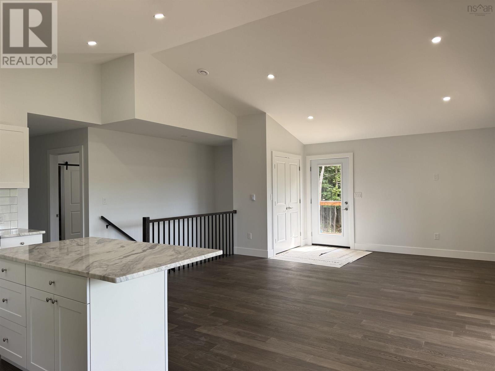 Property 8 of 43 of 45 Alexander Street