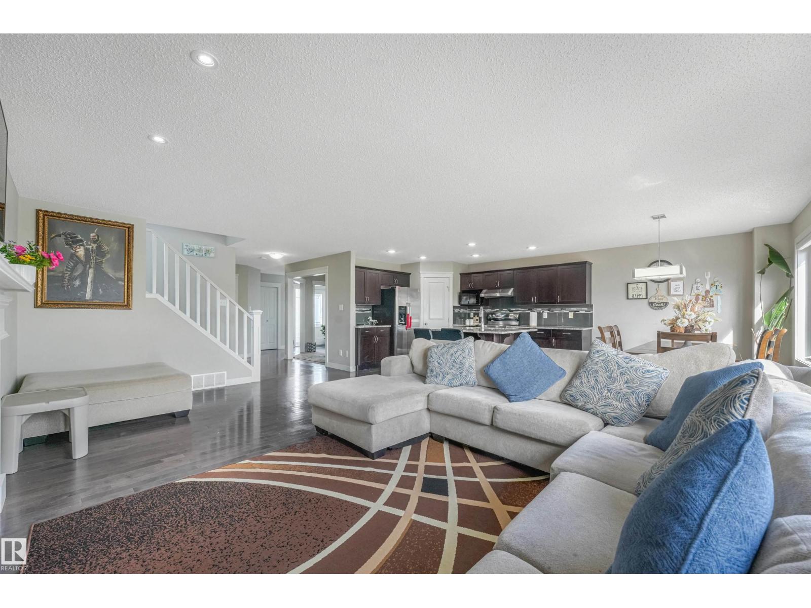 3359 13 AV NW - Image 10