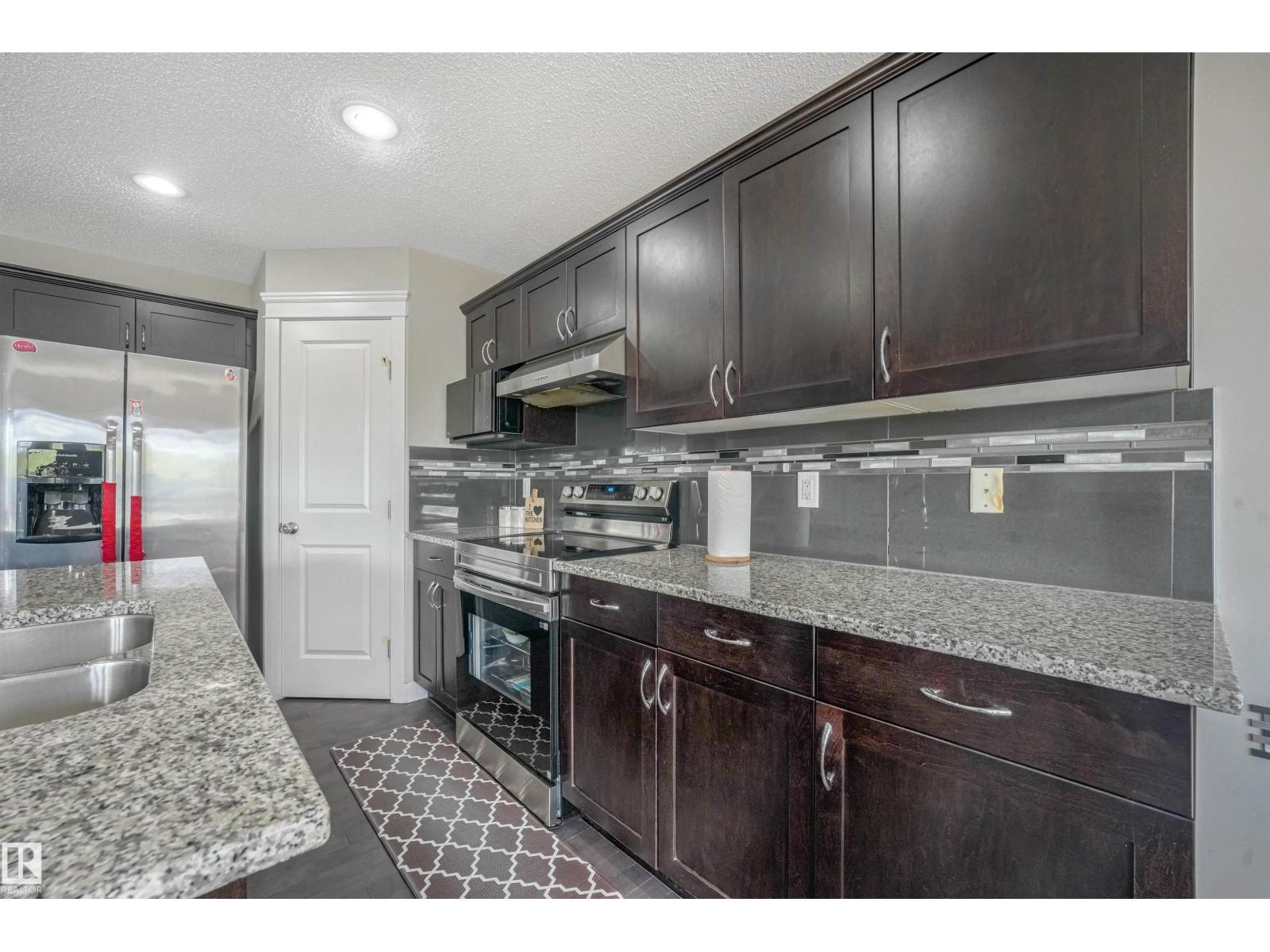3359 13 AV NW - Image 13