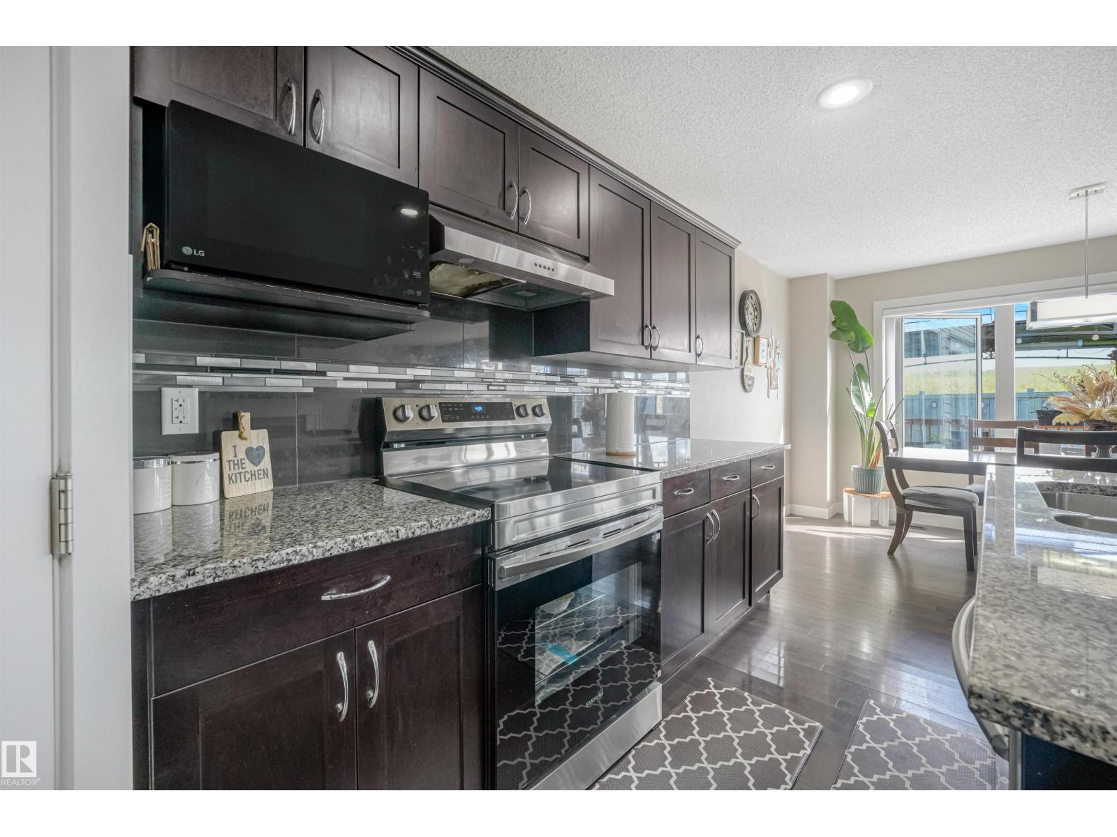 3359 13 AV NW - Image 12