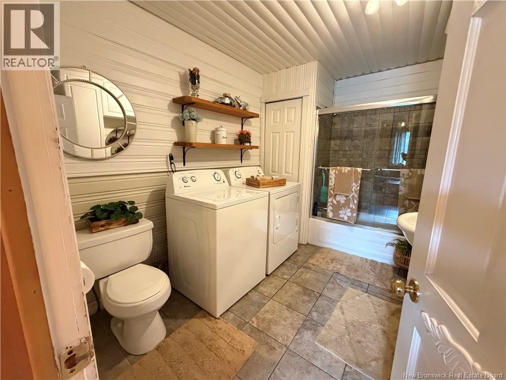 482 Valcourt Road - 17
