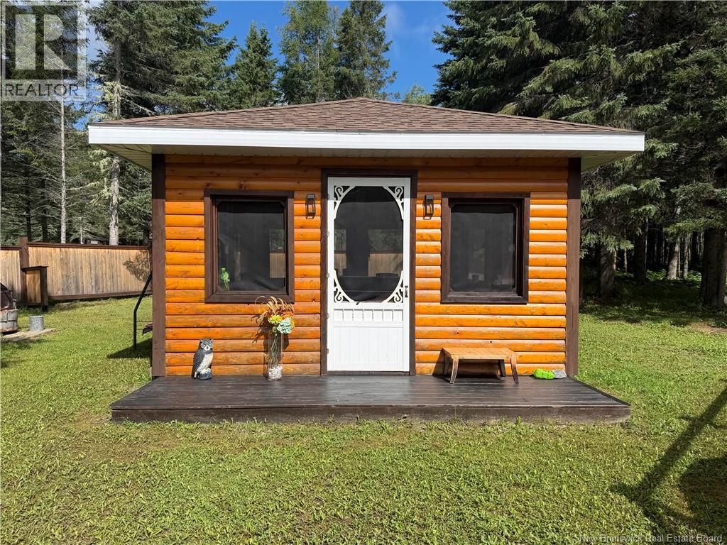 482 Valcourt Road - 25