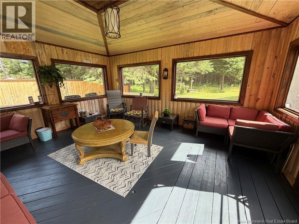 482 Valcourt Road - 27