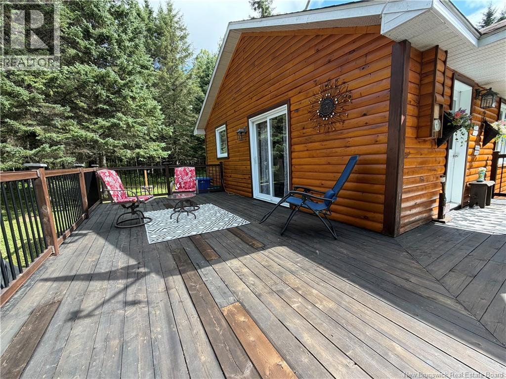 482 Valcourt Road - 29