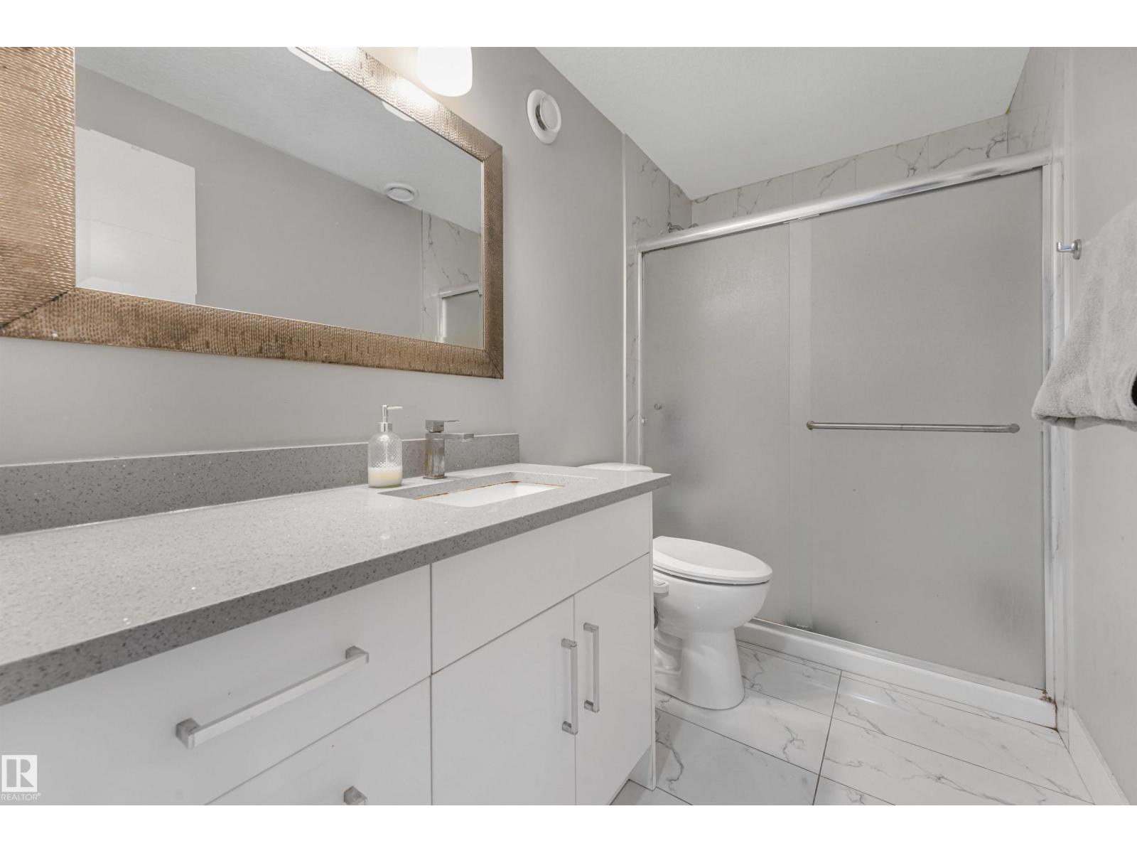 3359 13 AV NW - 42