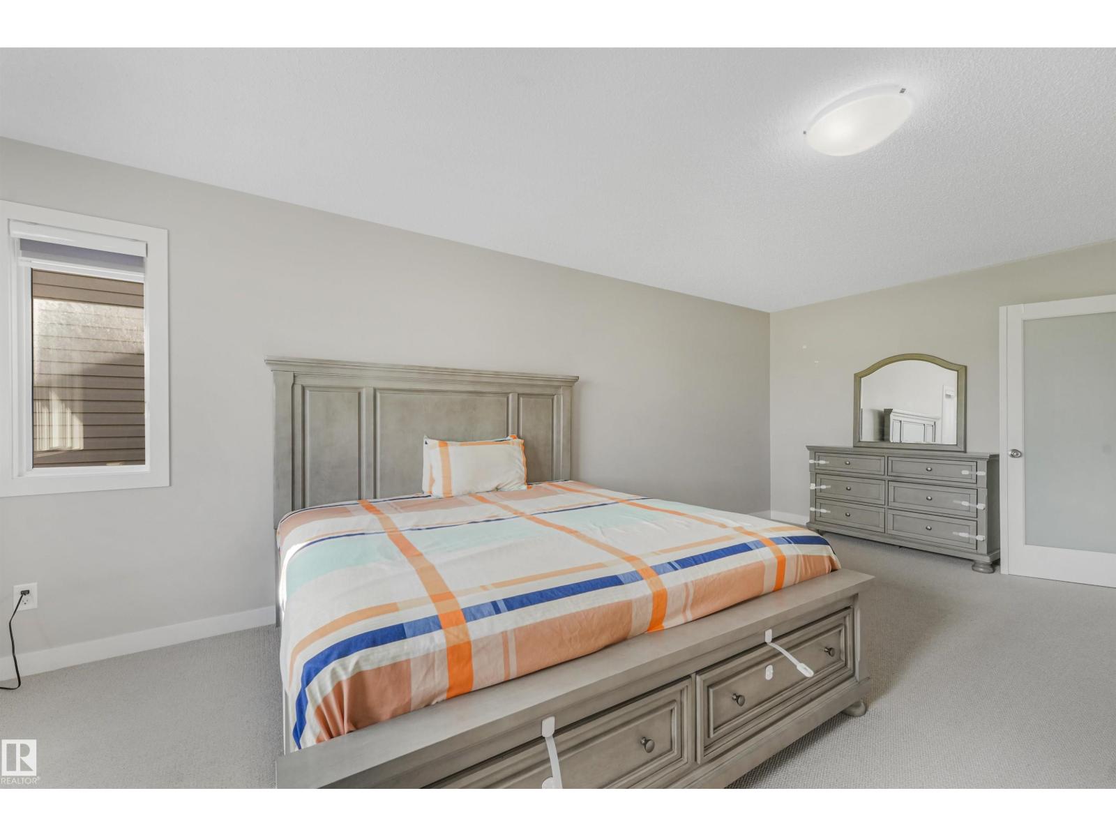 3359 13 AV NW - 34