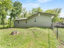 Mud room - 5 Drabyk Road, Lac Du Bonnet, MB R0E1A0 Photo 8