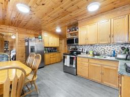 5 Drabyk Road, Lac Du Bonnet, MB R0E1A0 Photo 10
